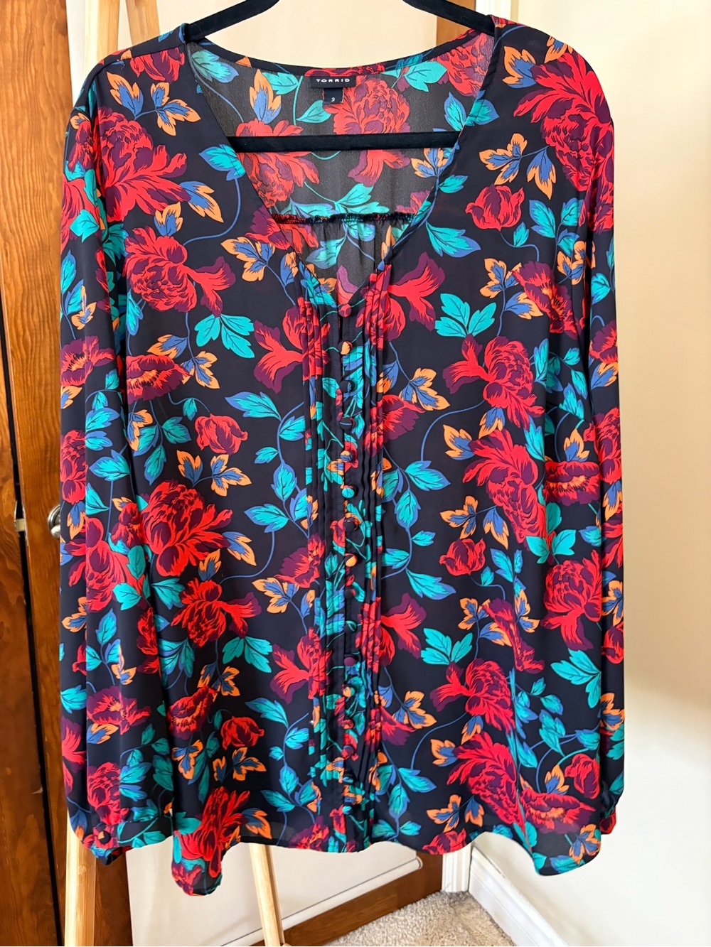 Black Floral Button-Front Blouse with Bold Red & Teal Print